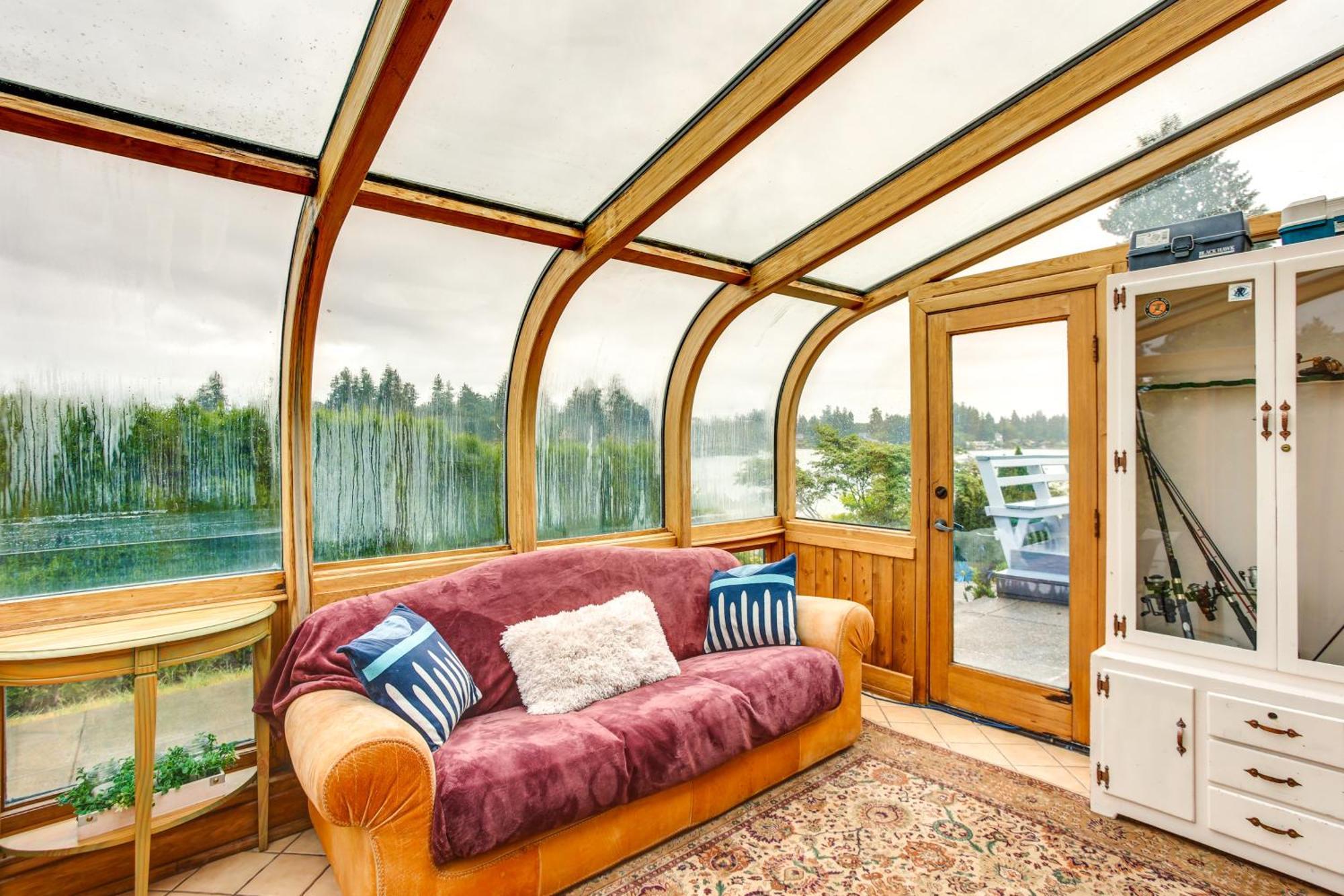 Tacoma Home On Steilacoom Lake With Dock! 외부 사진