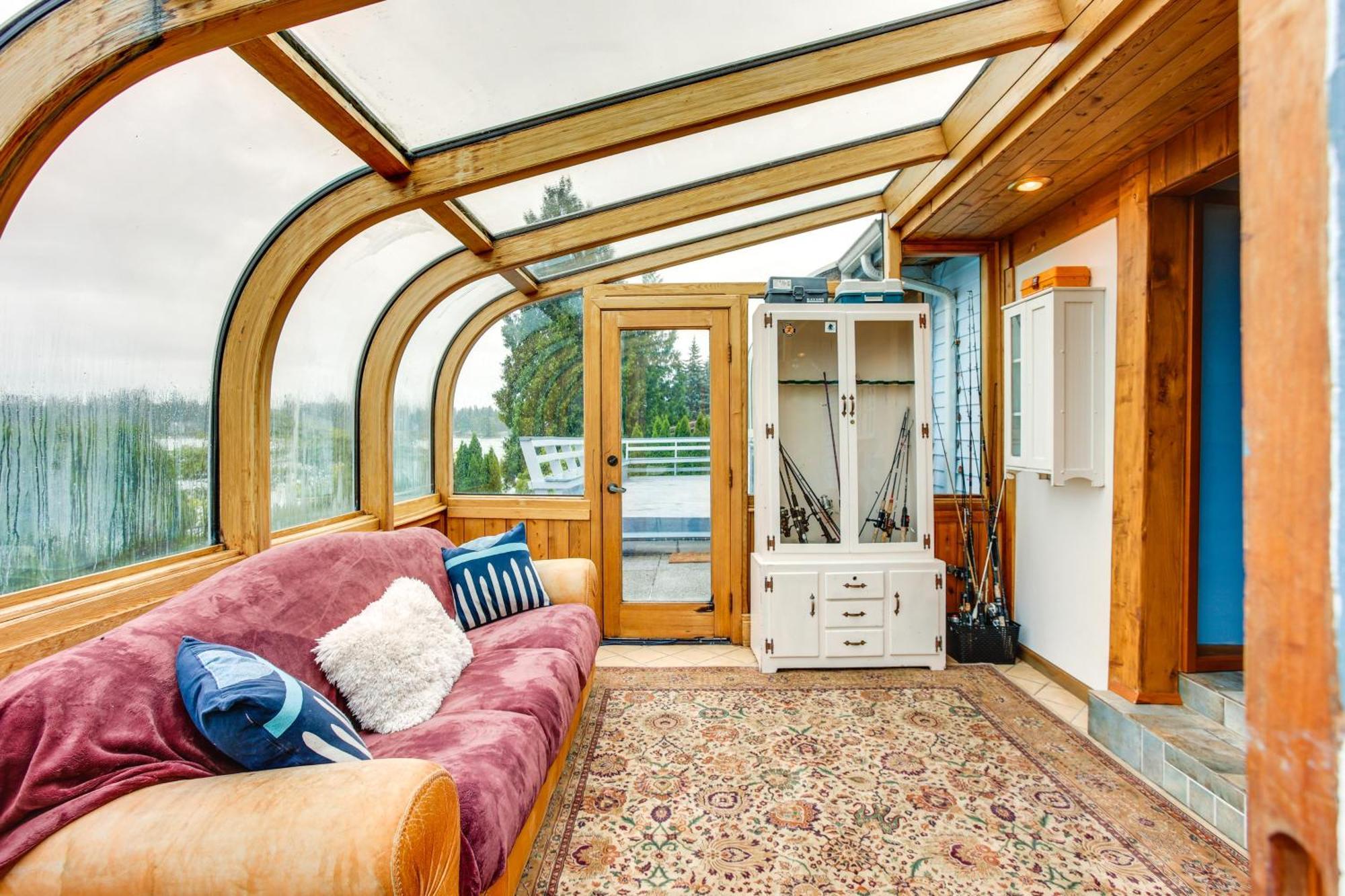 Tacoma Home On Steilacoom Lake With Dock! 외부 사진